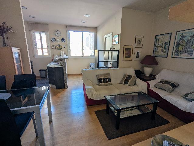 Imagen 3 Inmueble 300513 - Piso en venta en Barcelona / Ramon y Cajal con Plaça Joanic