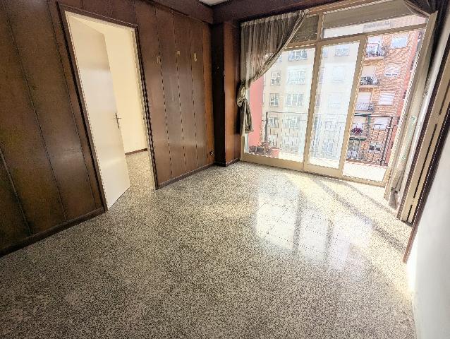 Imagen 1 Inmueble 302158 - Piso en venta en Barcelona / Pi i Margall - Encarnació