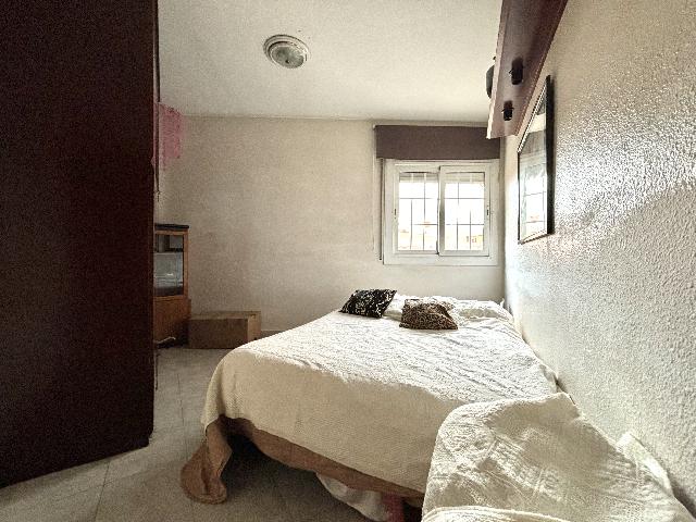 Imagen 9 Inmueble 278059 - Casa Pareada en venta en Rubí / Muy cerca del Mercadona, Avda. Estatut.