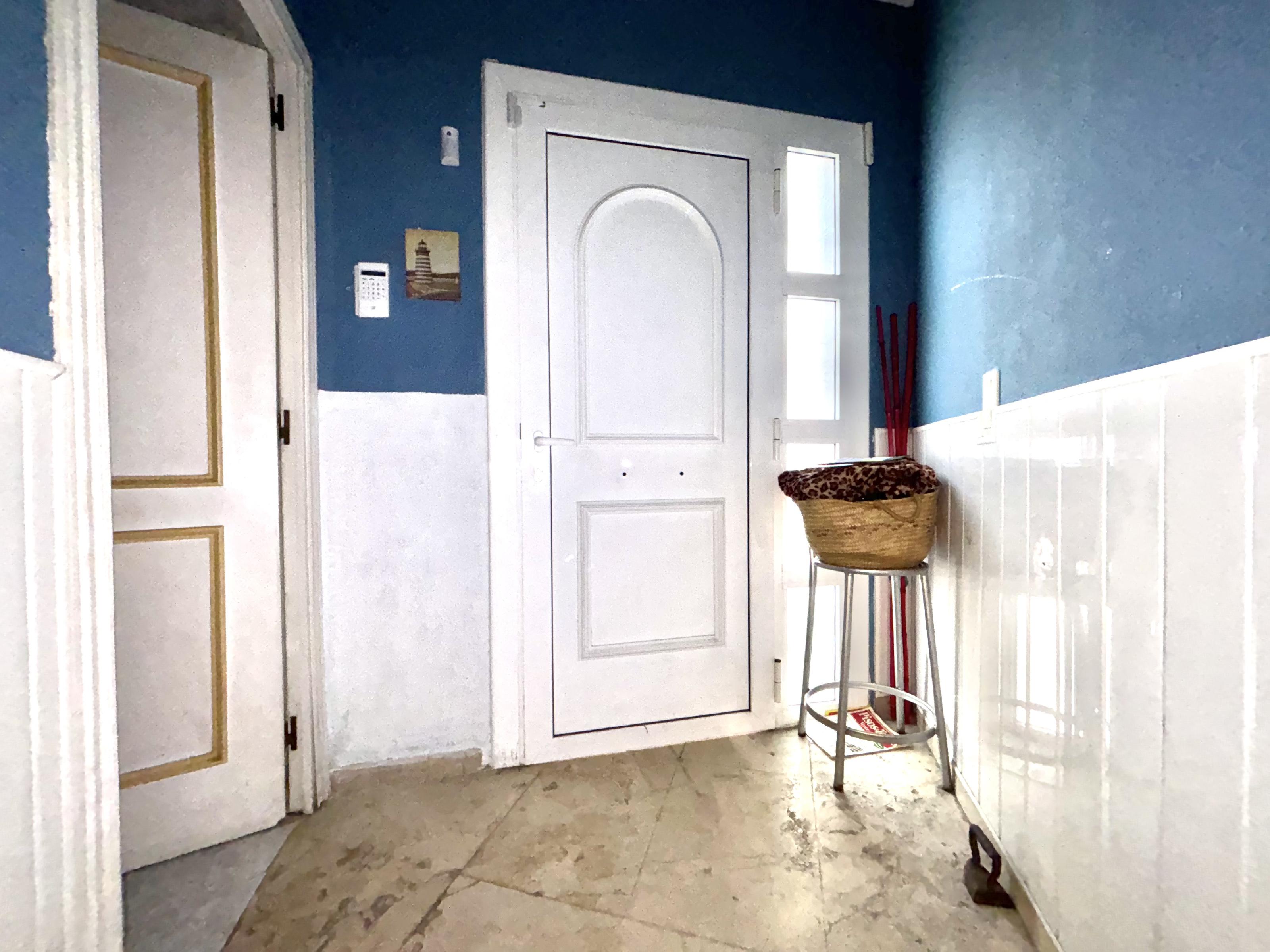 Imagen 12 Casa Pareada en venta en Rubí / Muy cerca del Mercadona, Avda. Estatut.