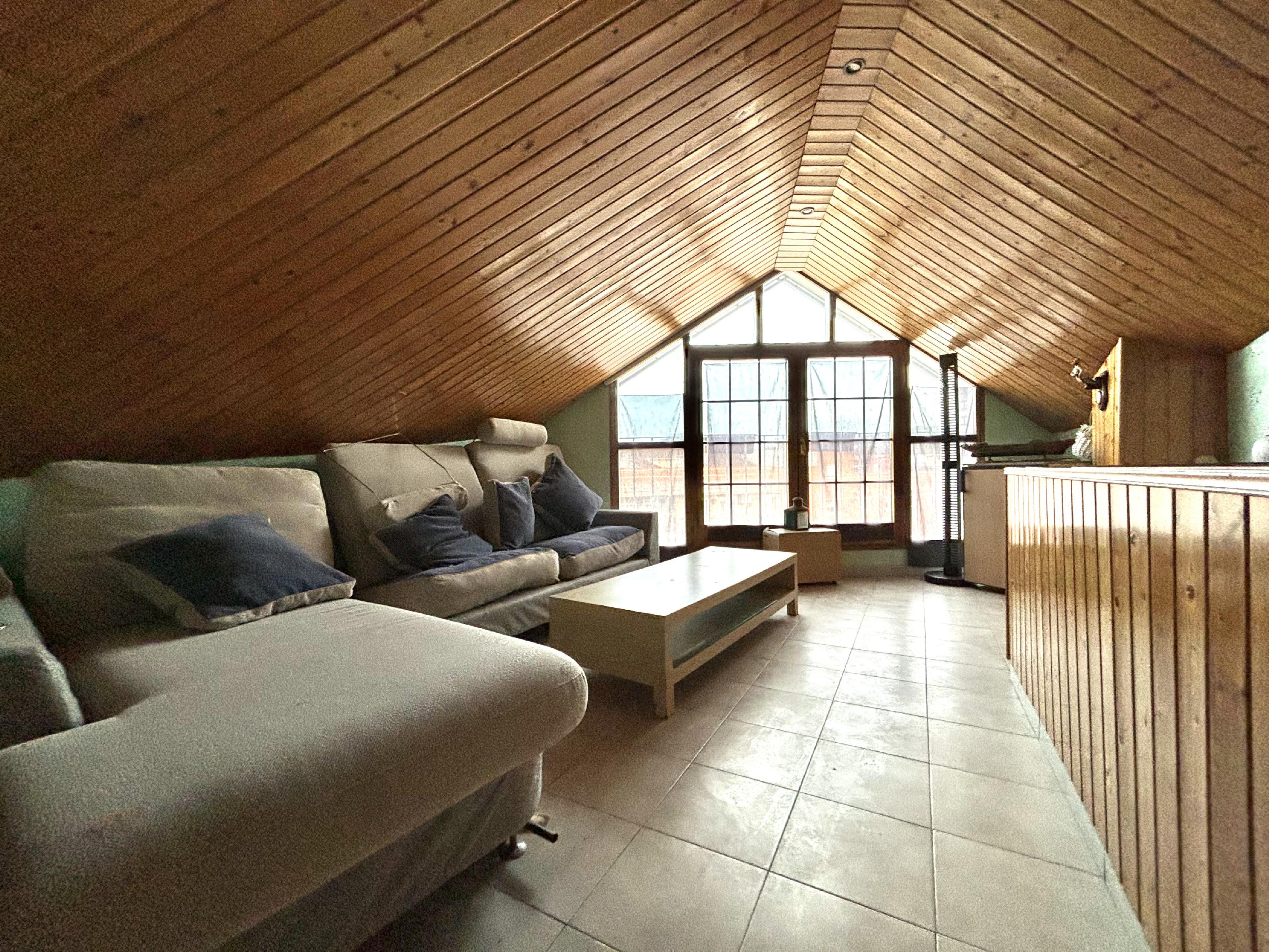 Imagen 17 Casa Pareada en venta en Rubí / Muy cerca del Mercadona, Avda. Estatut.