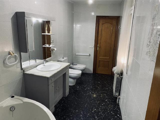 Imagen 11 Inmueble 292230 - Casa Adosada en venta en Rubí / Zona Norte - Cerca de la Mutua