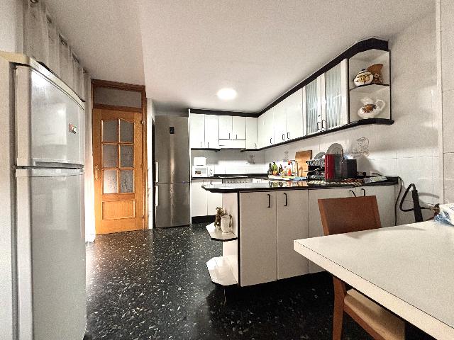 Imagen 3 Inmueble 292230 - Casa Adosada en venta en Rubí / Zona Norte - Cerca de la Mutua