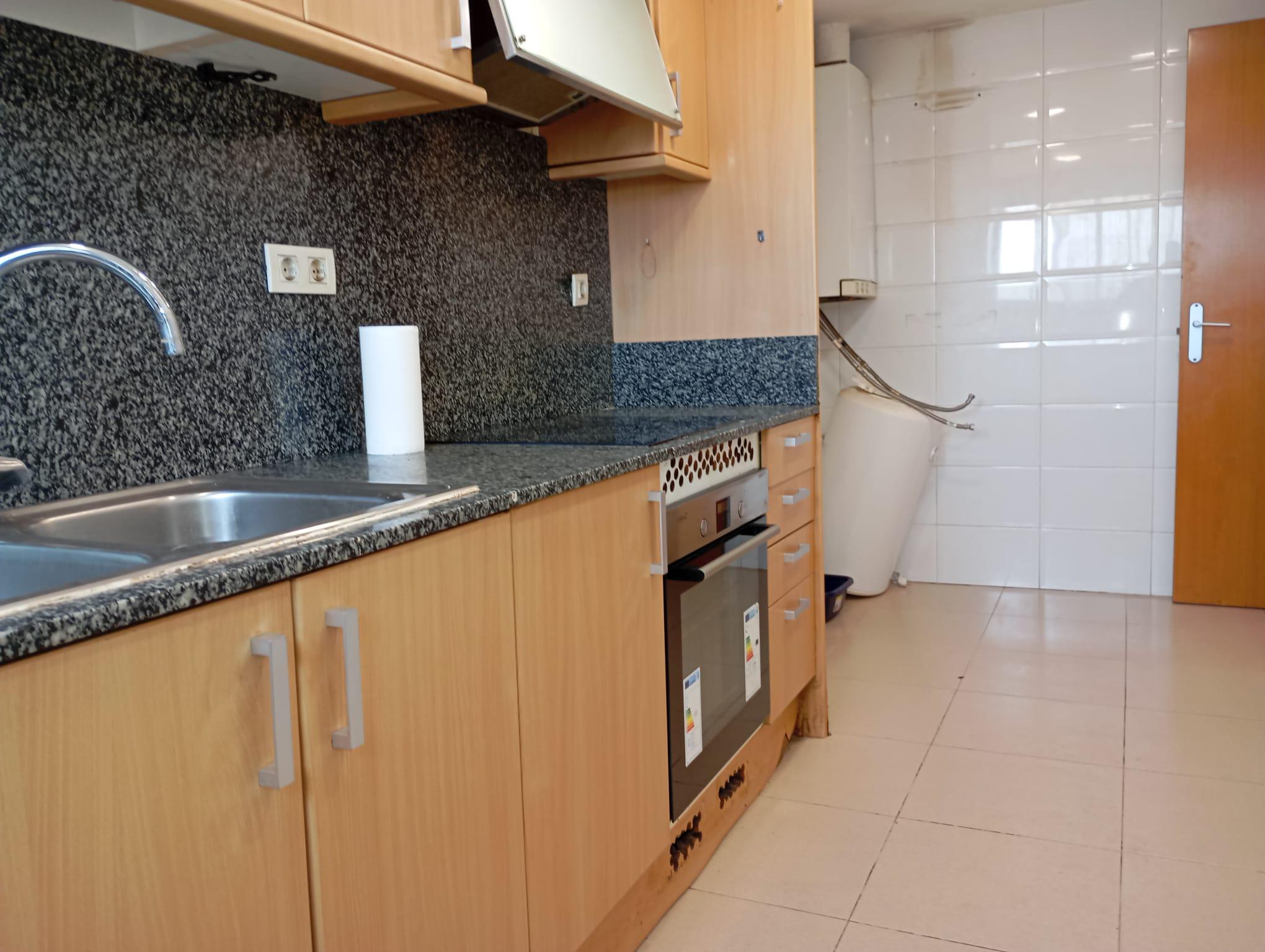 Imagen 5 Dúplex en venta en Rubí / Al lado Avenida del Estatut,.Ideal ubicación