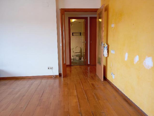 Imagen 18 Inmueble 300579 - Dúplex en venta en Rubí / Al lado Avenida del Estatut,.Ideal ubicación