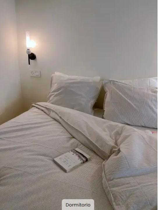 Imagen 6 Piso en venta en Barcelona / Junto calle del Portal Nou