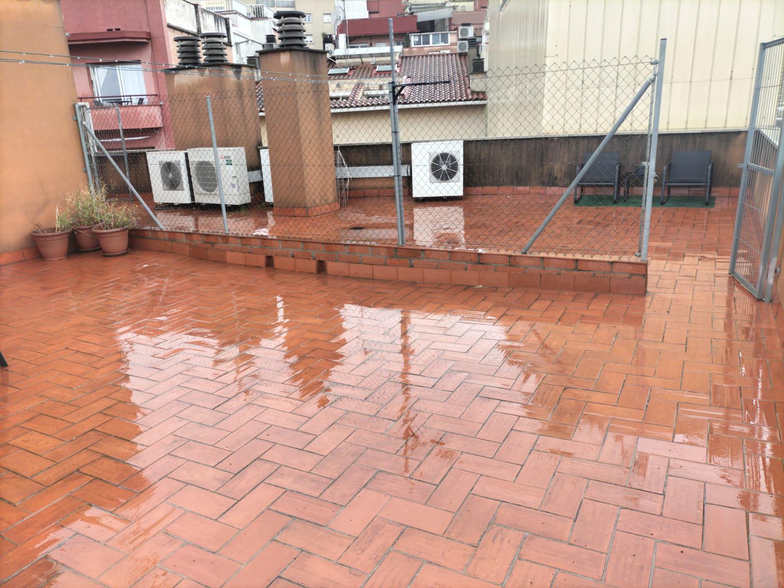 Imagen 17 Piso en venta en Barcelona / Junto metro Teixonera