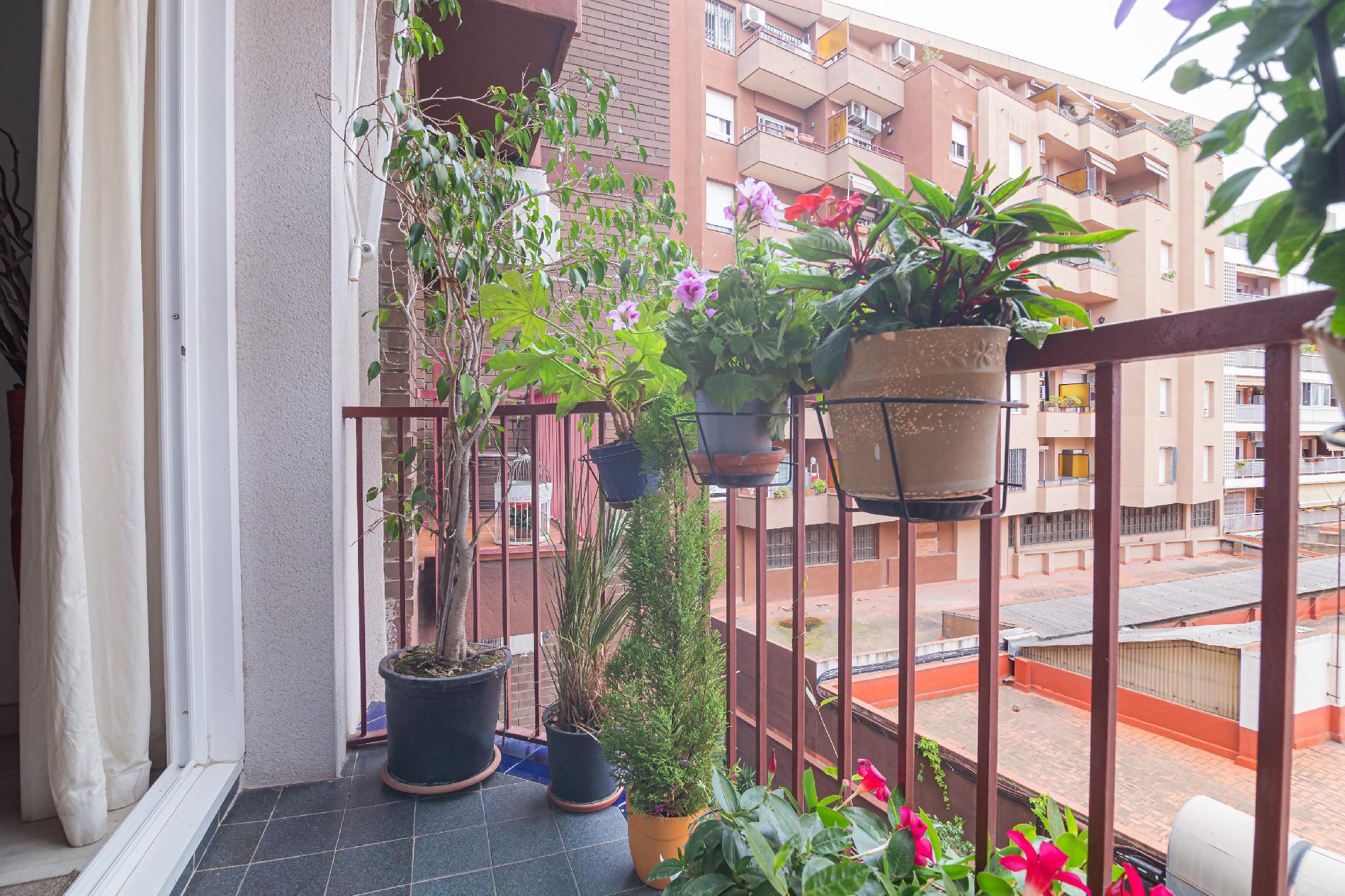 Imagen 3 Piso en venta en Barcelona / València - Parc de Les Glòries