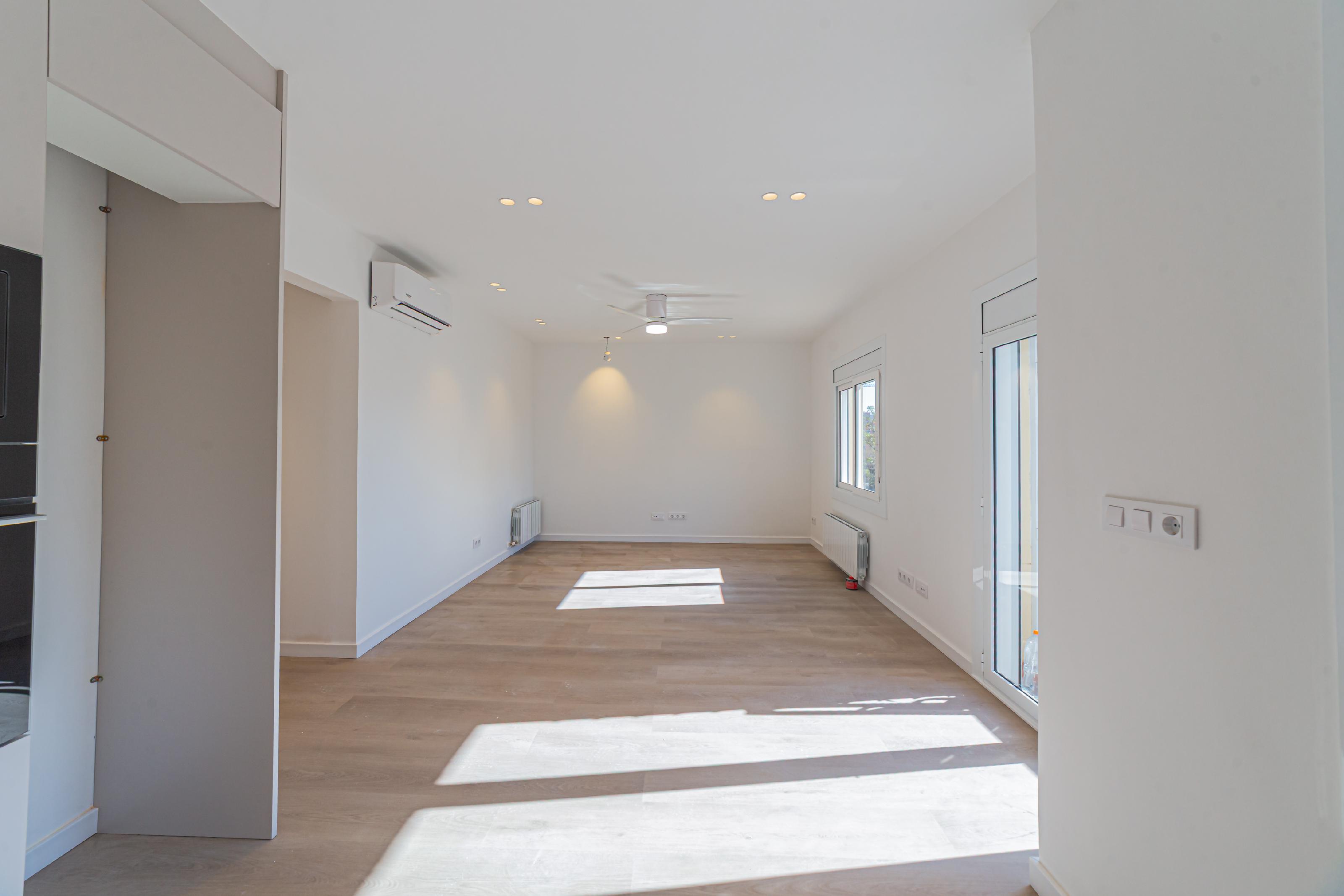 Imagen 7 Piso en venta en Barcelona / Plaça Dr. Modrego - Felip ll