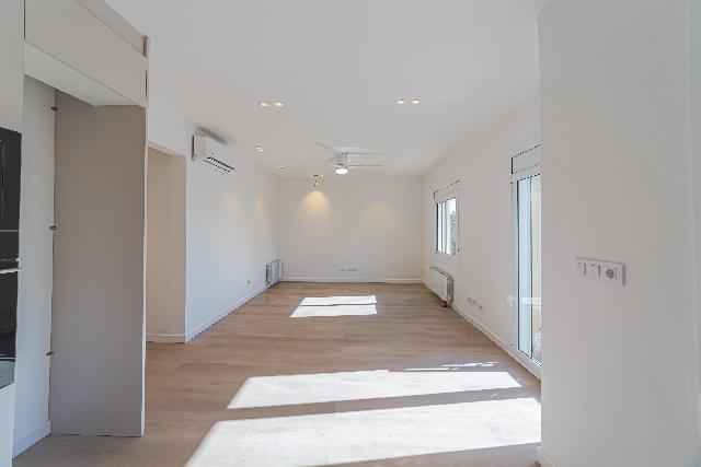 Imagen 7 Inmueble 296748 - Piso en venta en Barcelona / Plaça Dr. Modrego - Felip ll