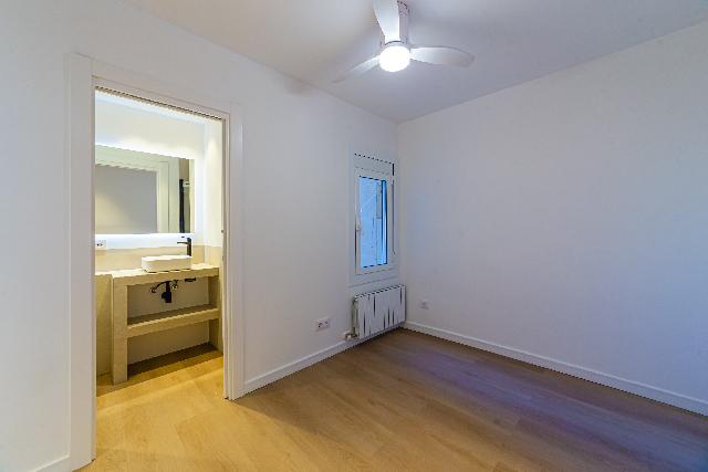 Imagen 23 Inmueble 296748 - Piso en venta en Barcelona / Plaça Dr. Modrego - Felip ll