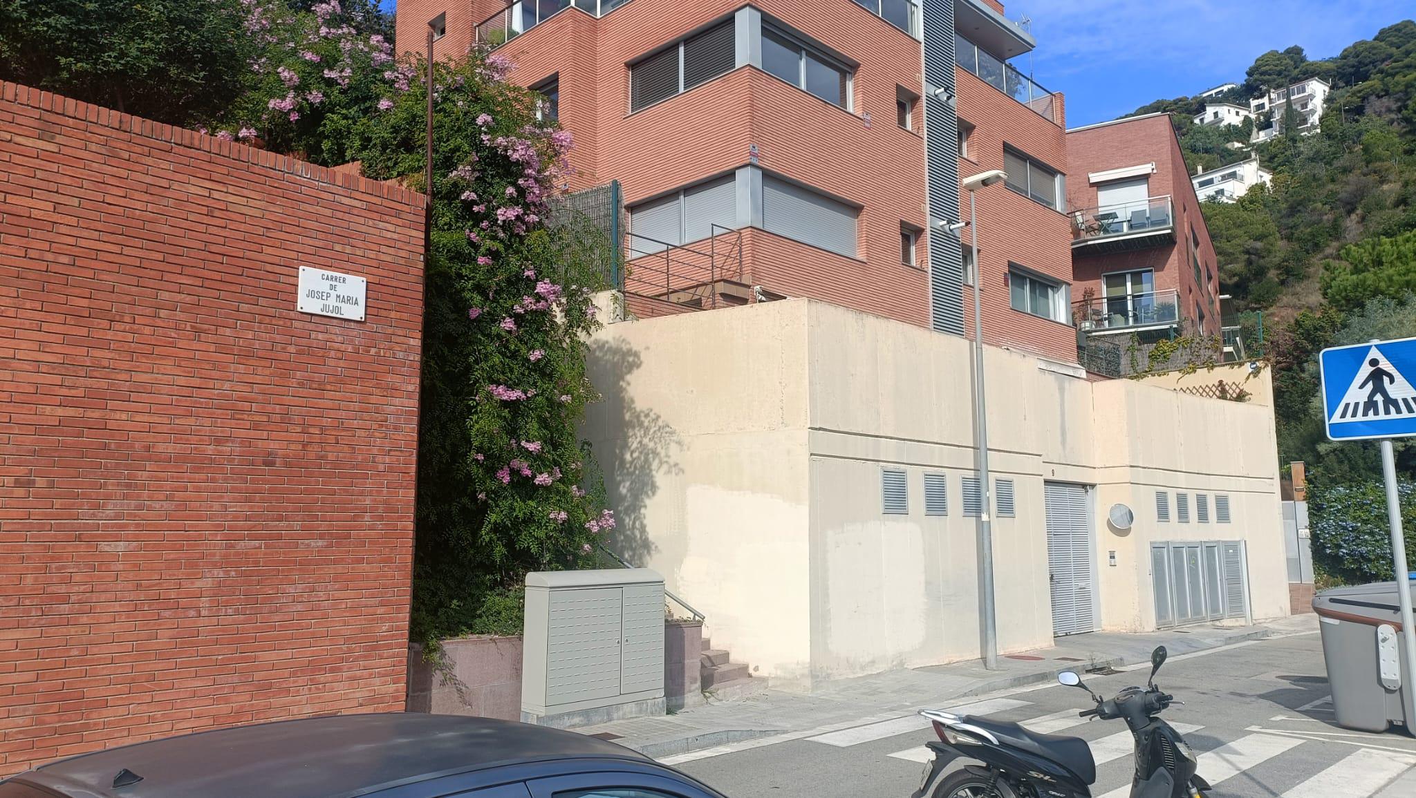 Imagen 10 Piso en venta en Barcelona / Josep Maria Jujol - Collserola