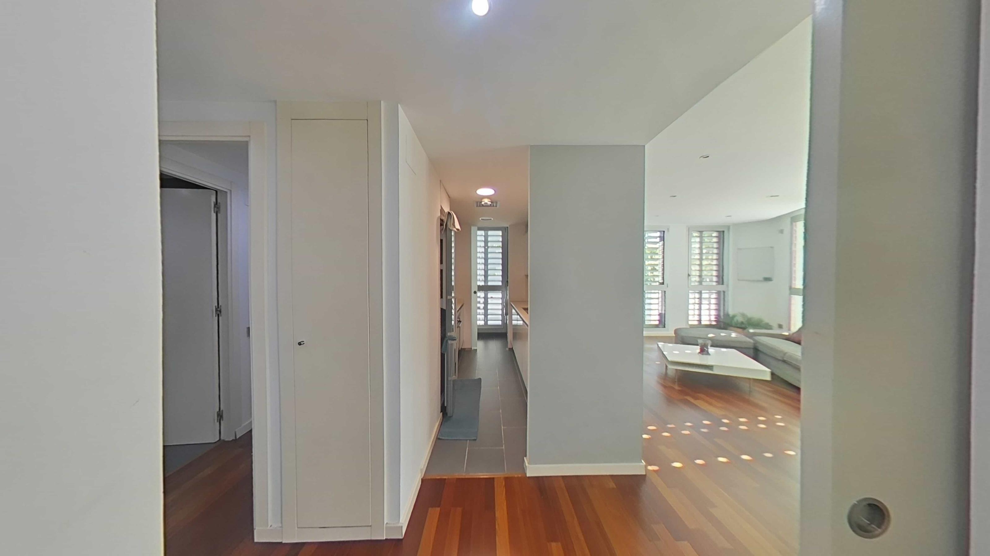 Imagen 41 Piso en venta en Barcelona / Dr. Aiguader - Pg Joan de Borbó