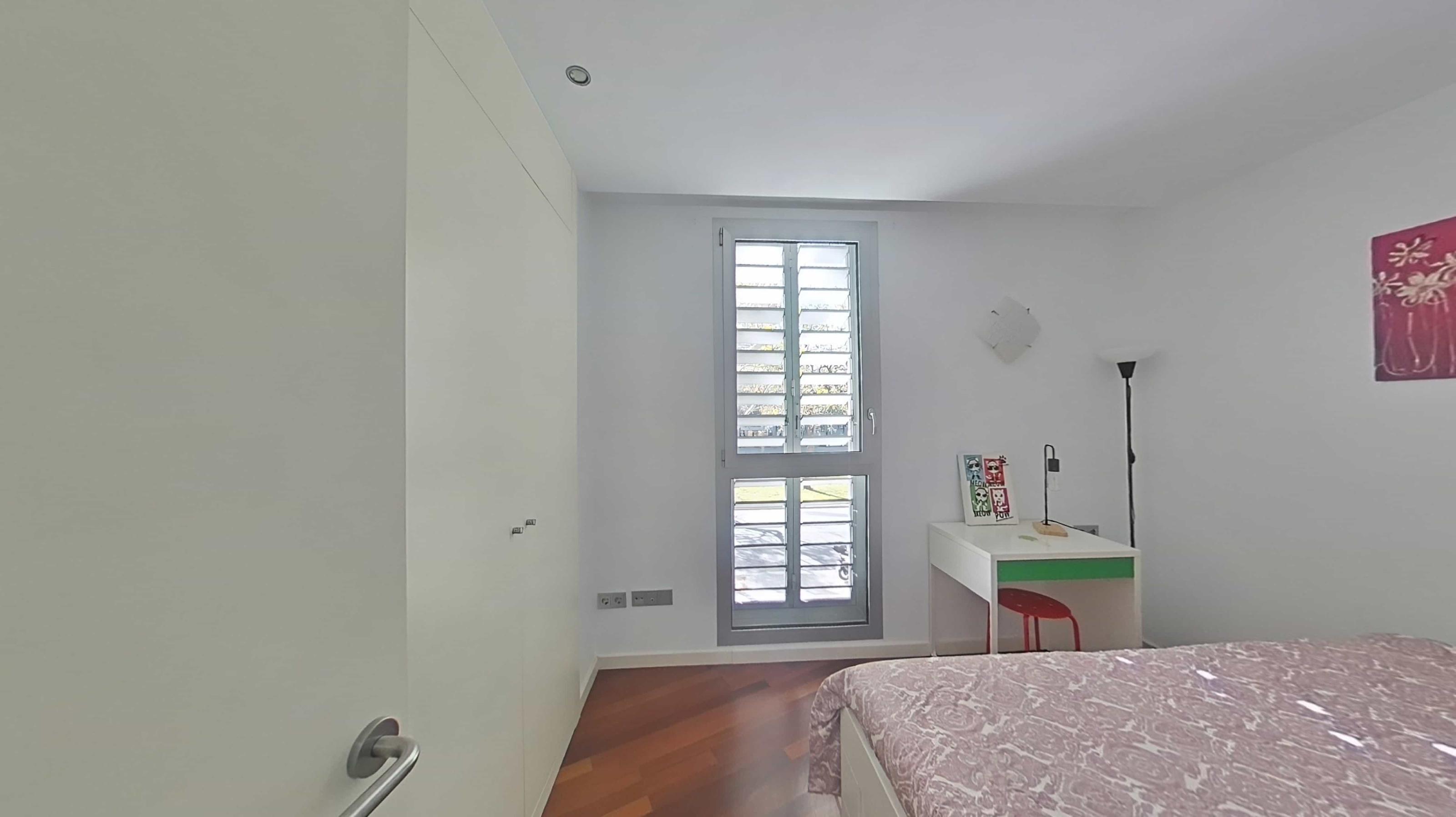 Imagen 42 Piso en venta en Barcelona / Dr. Aiguader - Pg Joan de Borbó