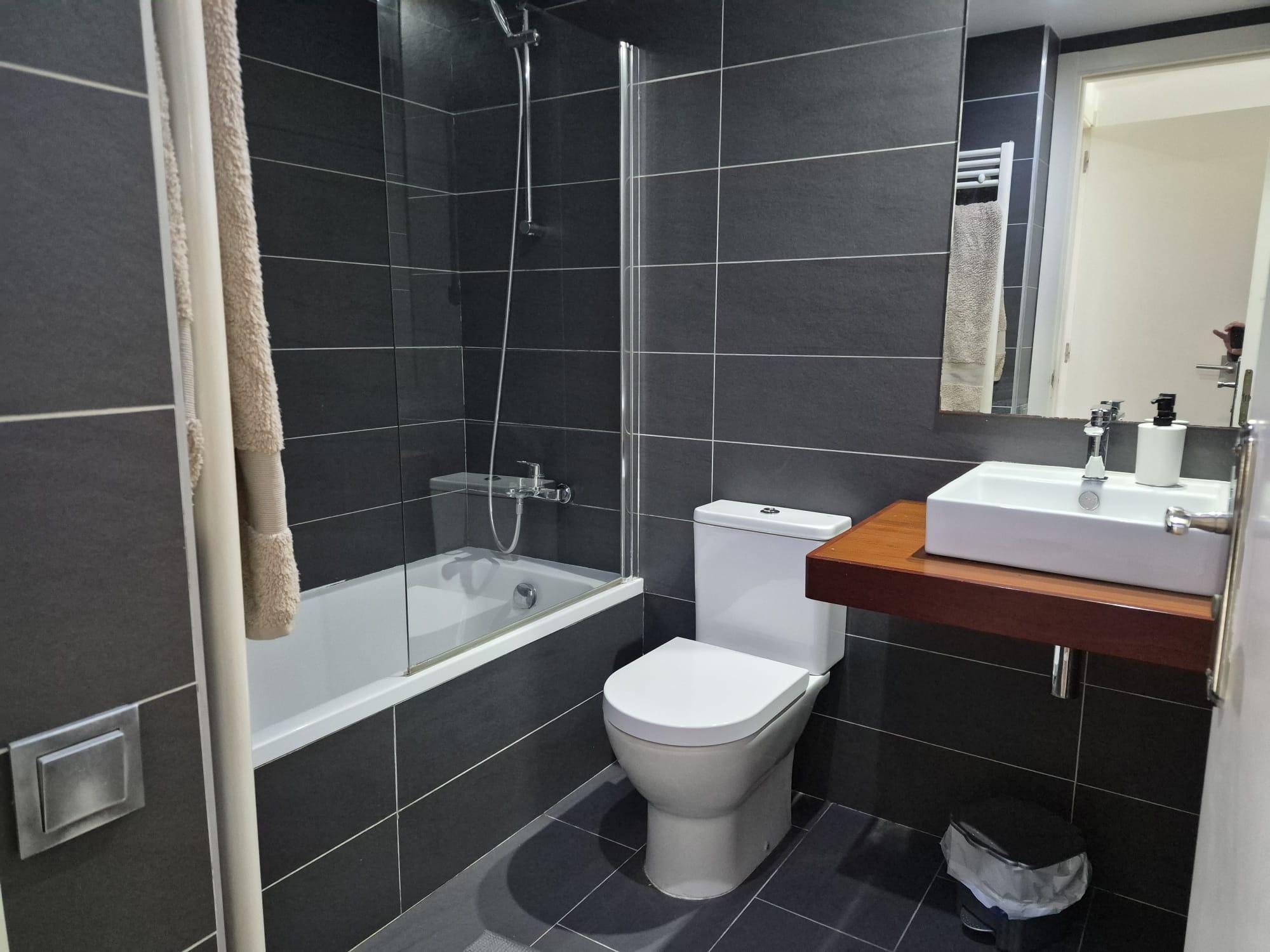 Imagen 4 Piso en venta en Barcelona / Dr. Aiguader - Pg Joan de Borbó