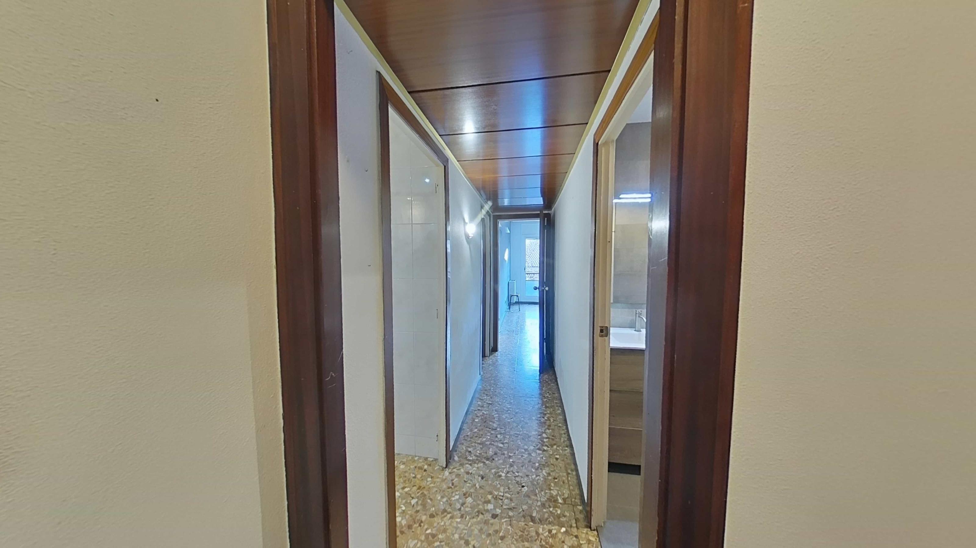 Imagen 15 Piso en venta en Barcelona / Manigua - Passeig Maragall