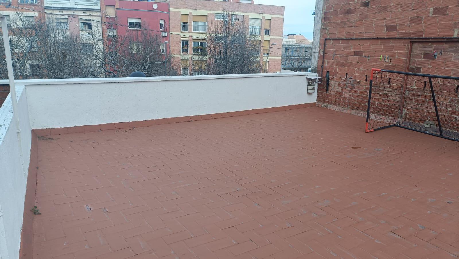 Imagen 1 Casa Pareada en venta en Barcelona / Finestrelles - Ausona