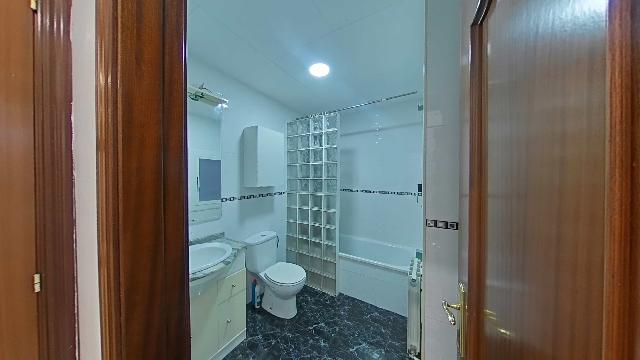 Imagen 17 Inmueble 300394 - Planta Baja en venta en Hospitalet De Llobregat (L´) / Hospitalet de Llogregat - Centro 