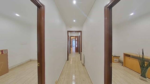 Imagen 4 Inmueble 300394 - Planta Baja en venta en Hospitalet De Llobregat (L´) / Hospitalet de Llogregat - Centro 