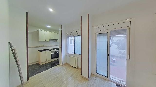 Imagen 27 Inmueble 300394 - Planta Baja en venta en Hospitalet De Llobregat (L´) / Hospitalet de Llogregat - Centro 