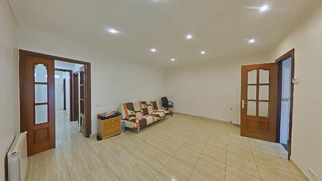 Imagen 24 Inmueble 300394 - Planta Baja en venta en Hospitalet De Llobregat (L´) / Hospitalet de Llogregat - Centro 