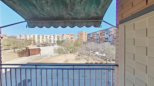 Imagen 28 Inmueble 300914 - Piso en venta en Santa Coloma De Gramenet / Plaça Pau Casals