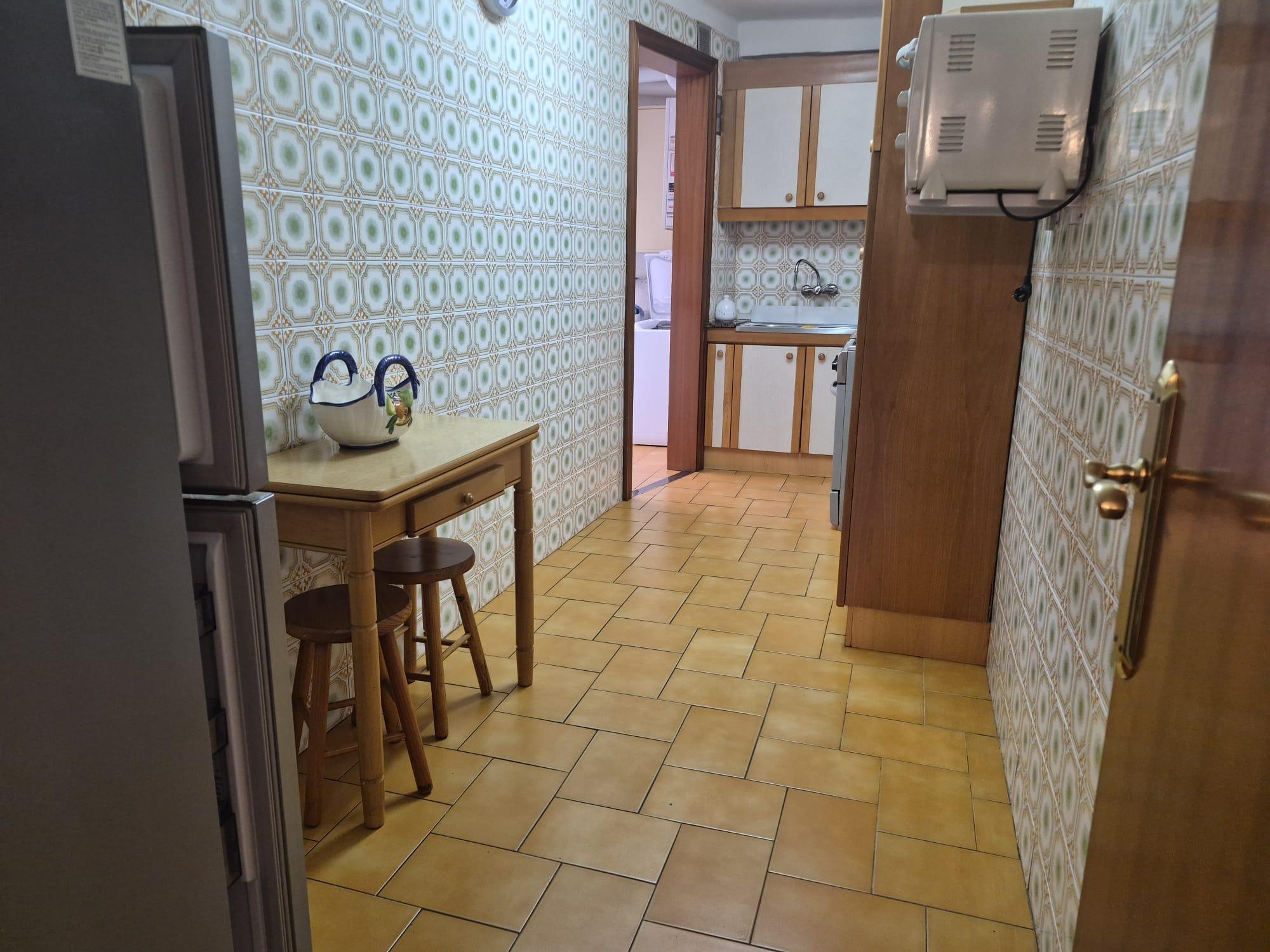 Imagen 19 Piso en venta en Santa Coloma De Gramenet / Plaça Pau Casals