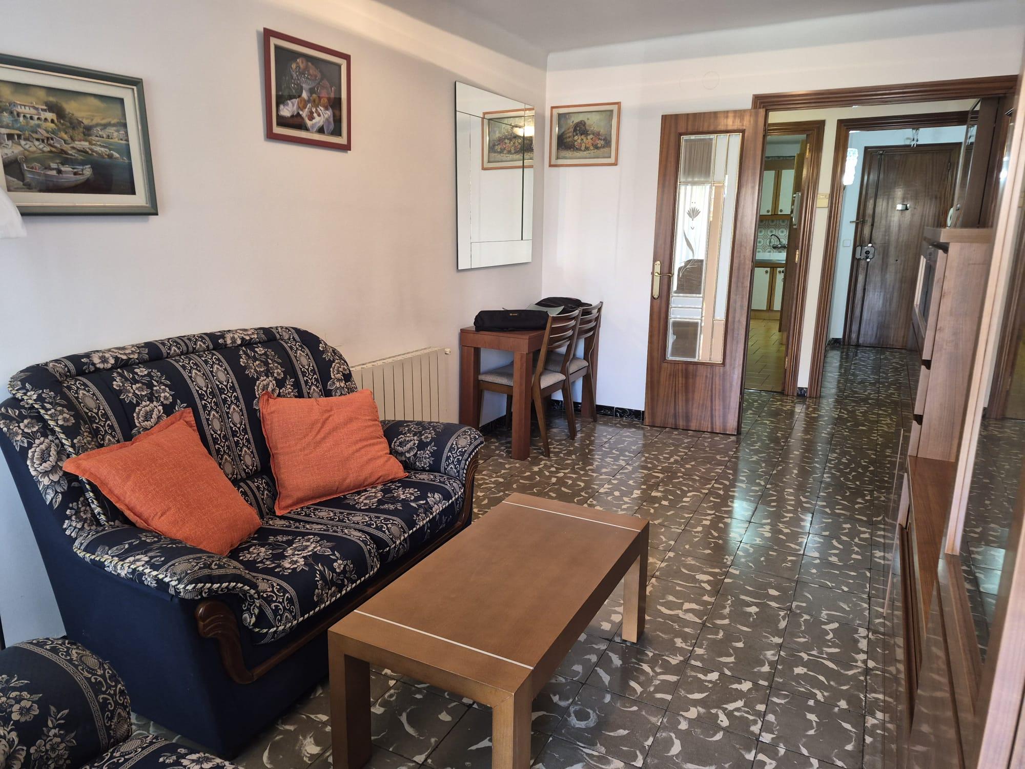 Imagen 15 Piso en venta en Santa Coloma De Gramenet / Plaça Pau Casals