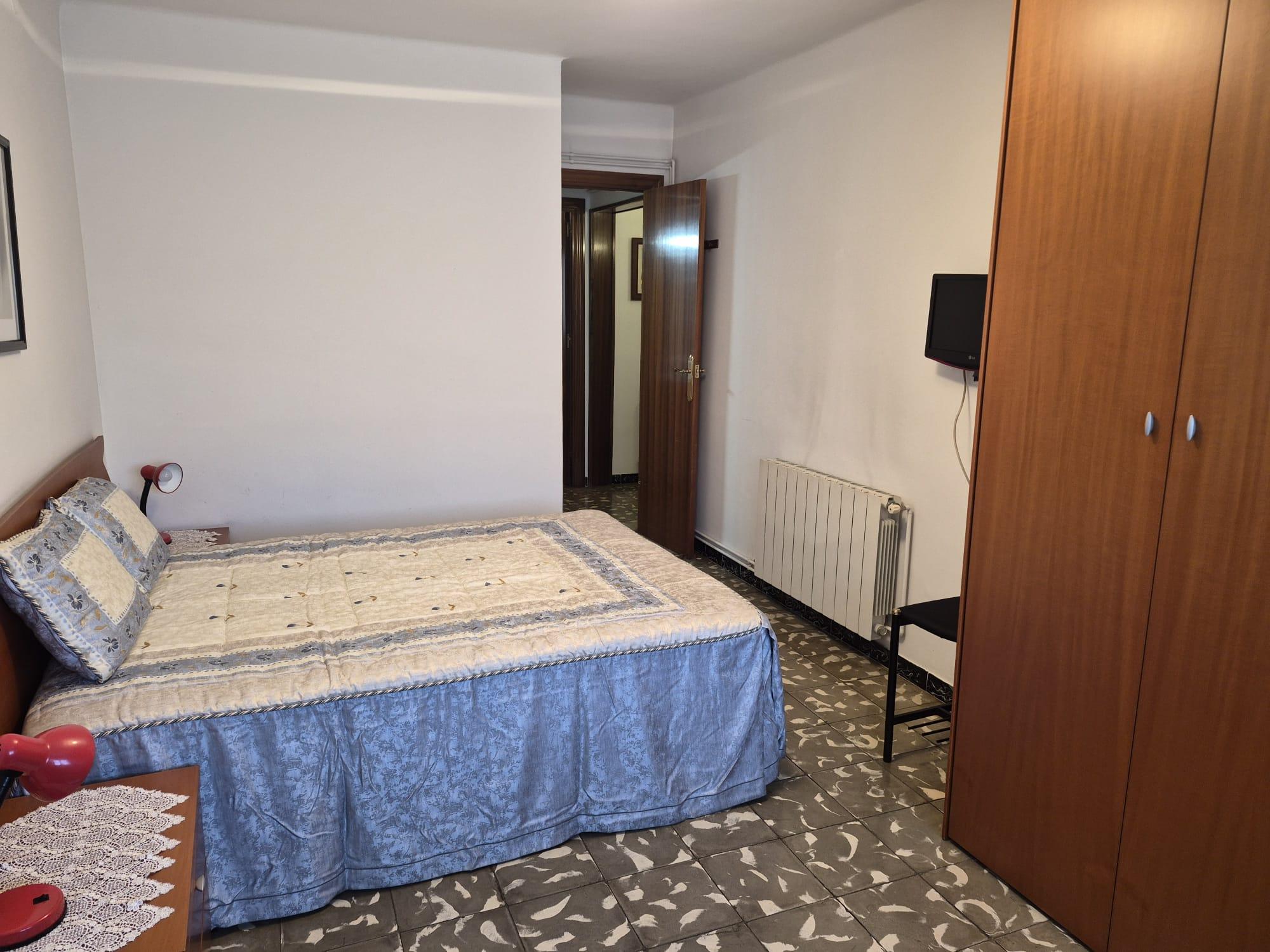 Imagen 27 Piso en venta en Santa Coloma De Gramenet / Plaça Pau Casals