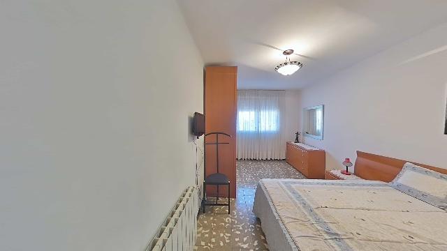Imagen 46 Inmueble 300914 - Piso en venta en Santa Coloma De Gramenet / Plaça Pau Casals