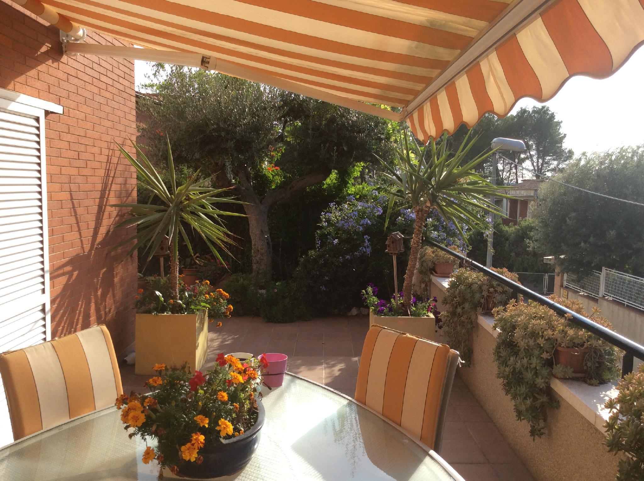 Imagen 4 Casa Pareada en venta en Piera / Junto piscina municipal