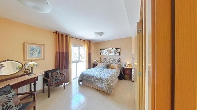 Imagen 3 Inmueble 257926 - Casa Pareada en venta en Piera / Junto piscina municipal