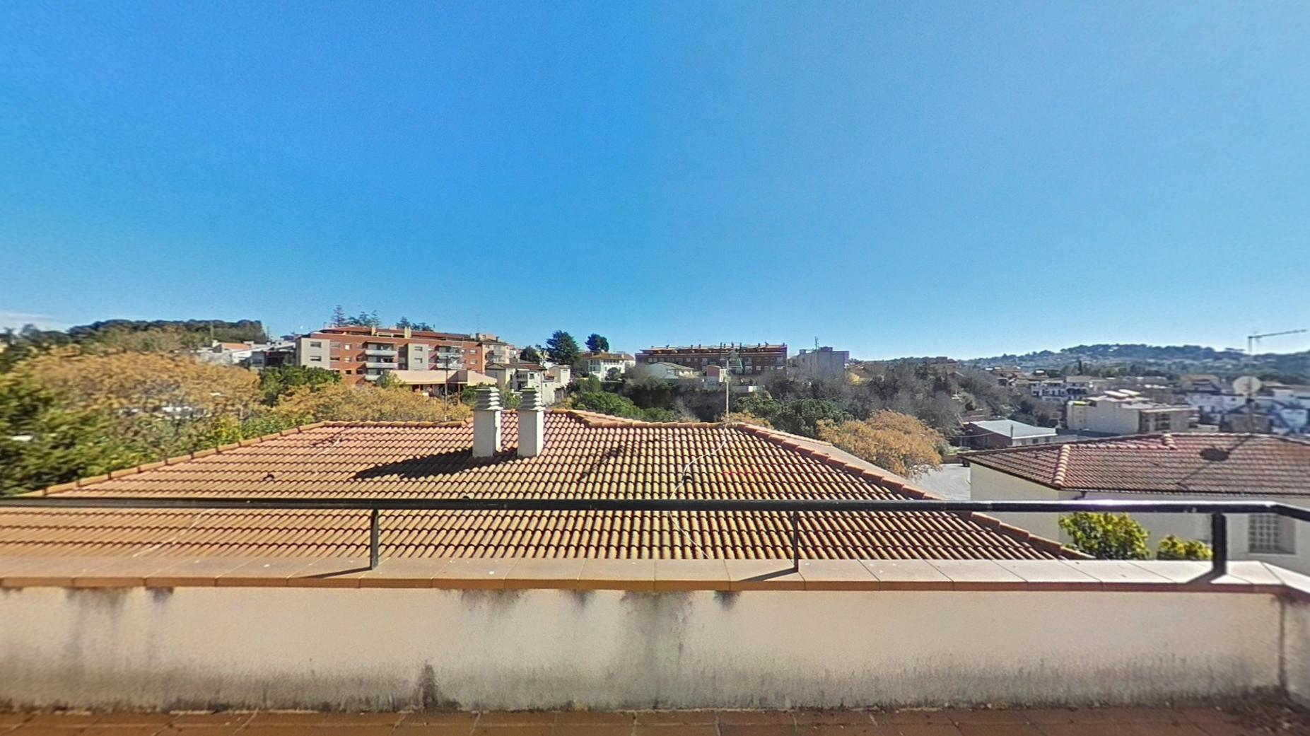 Imagen 19 Casa Pareada en venta en Piera / Junto piscina municipal