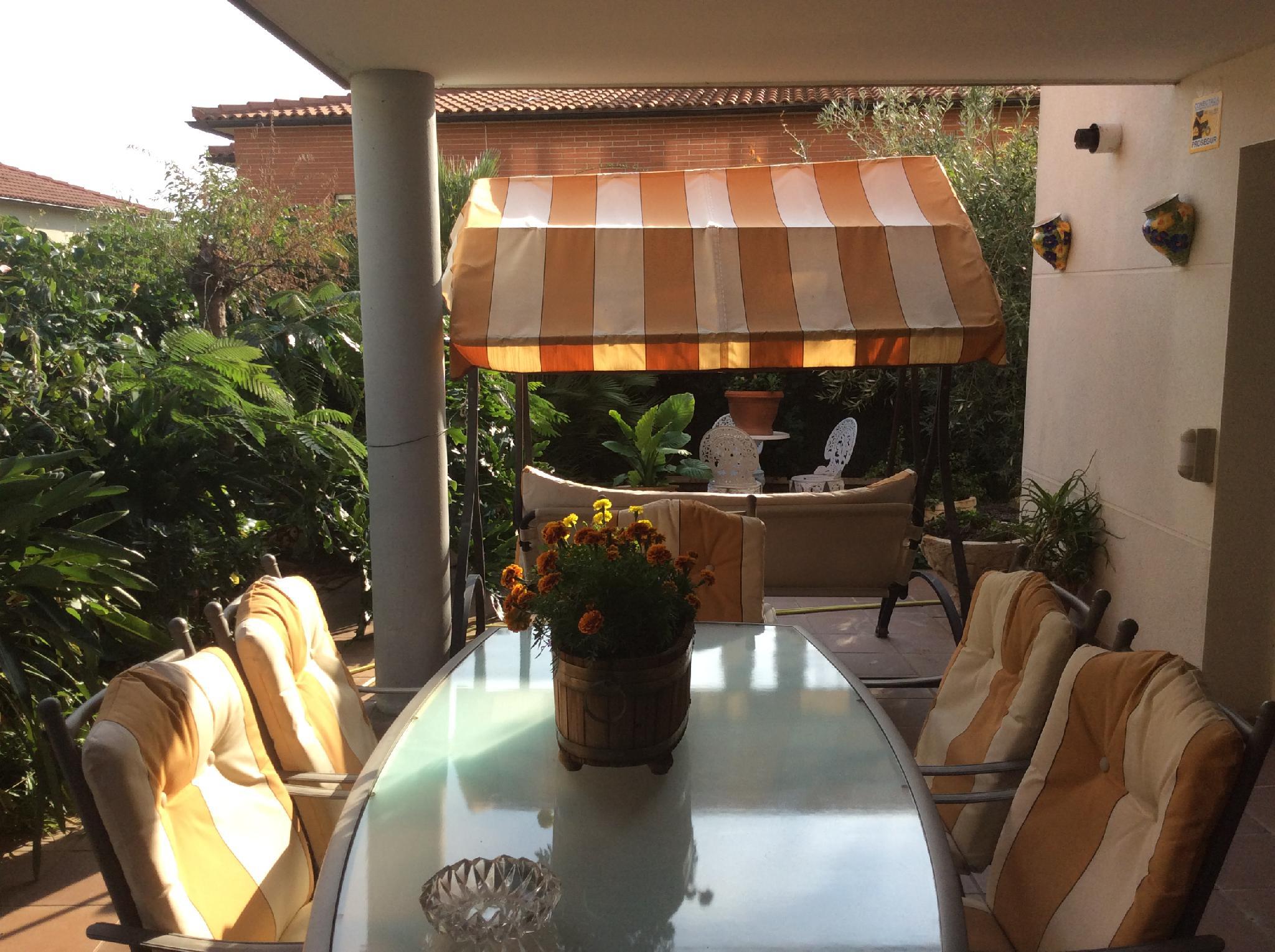 Imagen 47 Casa Pareada en venta en Piera / Junto piscina municipal