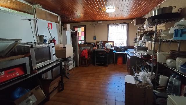 Imagen 3 Inmueble 277592 - Casa Adosada en venta en Sant Esteve Sesrovires /  Casco antiguo zona mercado 