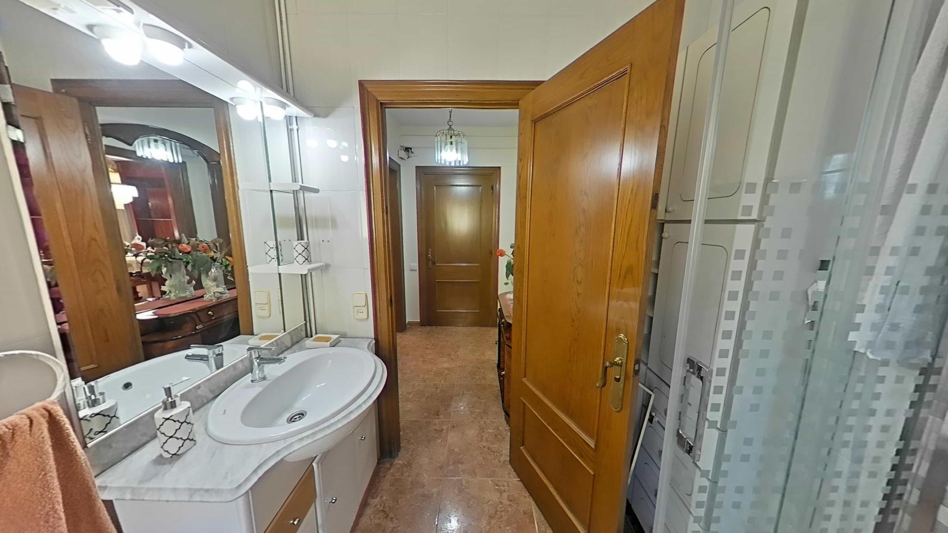 Imagen 17 Piso en venta en Torre De Claramunt La / Residencial La Torre de Claramunt