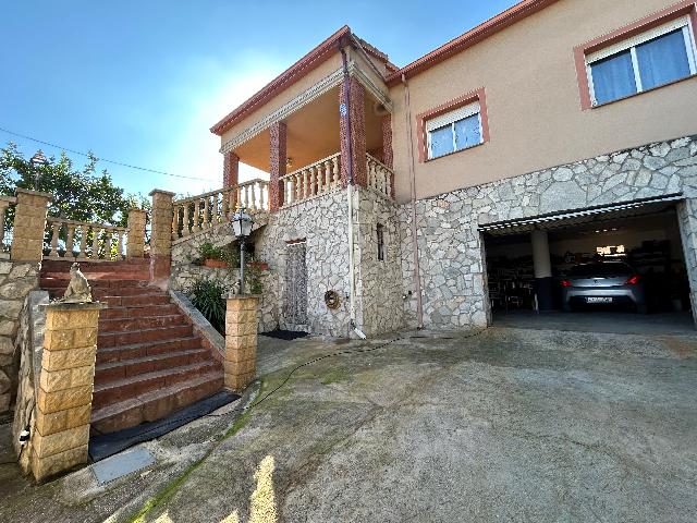 Imagen 2 Inmueble 288256 - Casa Aislada en venta en Piera / Urbanización Can Claramunt