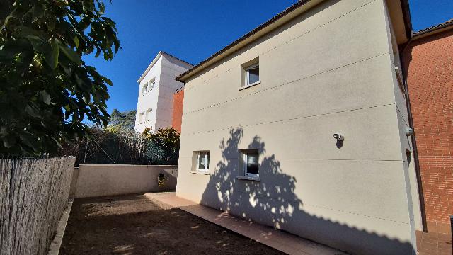 Imagen 21 Inmueble 290969 - Casa Adosada en venta en Piera / Piera, casco urbano