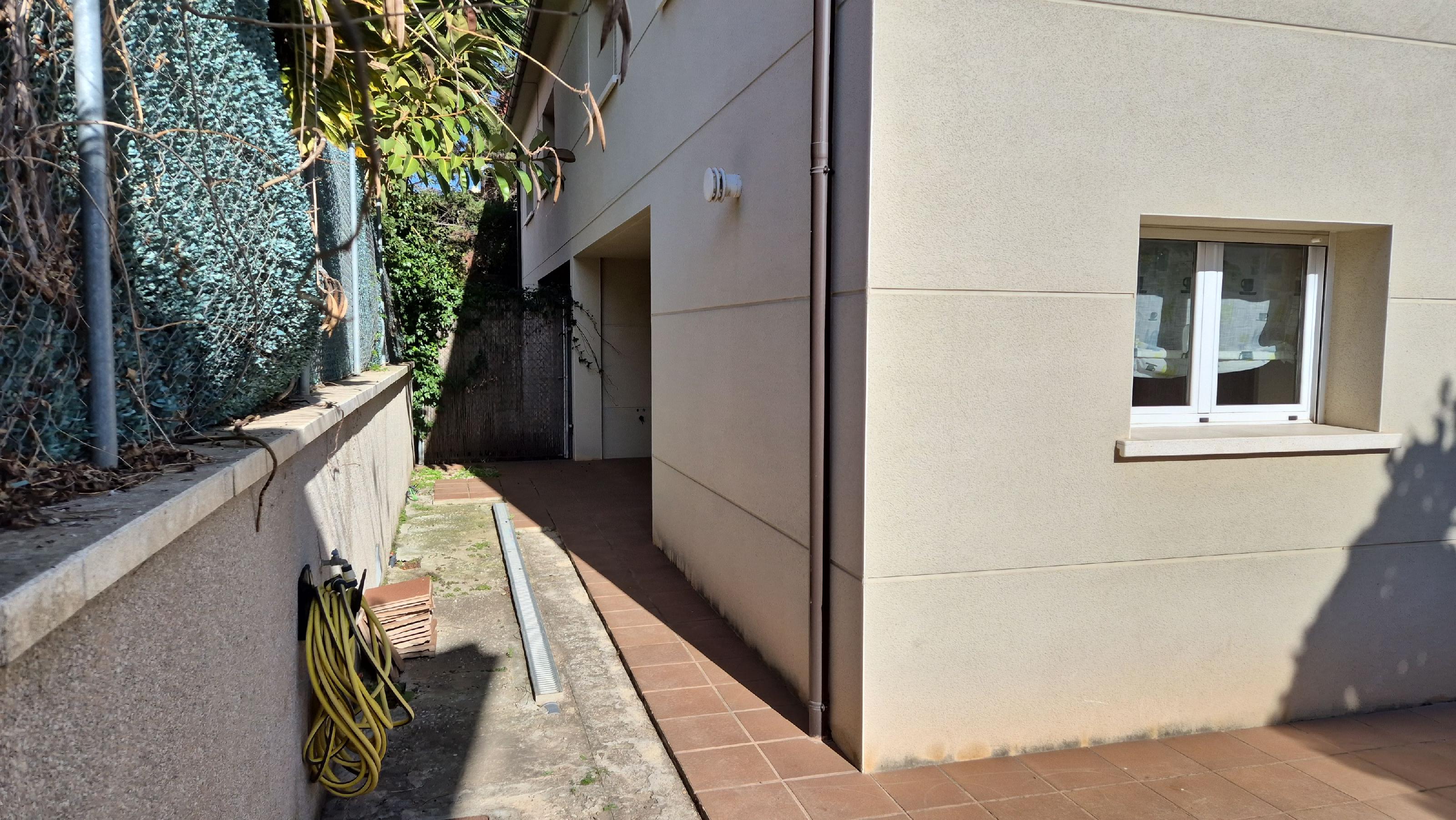 Imagen 28 Casa Adosada en venta en Piera / Piera, casco urbano