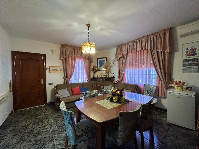 Imagen 6 Inmueble 299510 - Casa Aislada en venta en Piera / Urbanización Can Claramunt