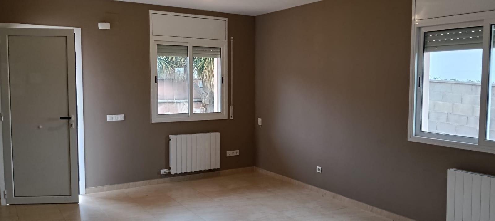 Imagen 4 Casa Aislada en venta en Piera / Urbanización Can Bonastre. Piera.