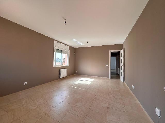 Imagen 3 Inmueble 300072 - Casa Aislada en venta en Piera / Urbanización Can Bonastre. Piera.