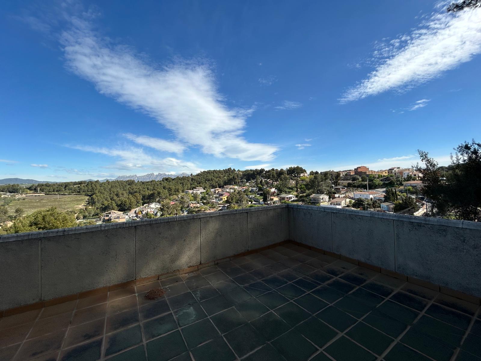 Imagen 4 Casa Aislada en venta en Piera / Urbanización Can Canals