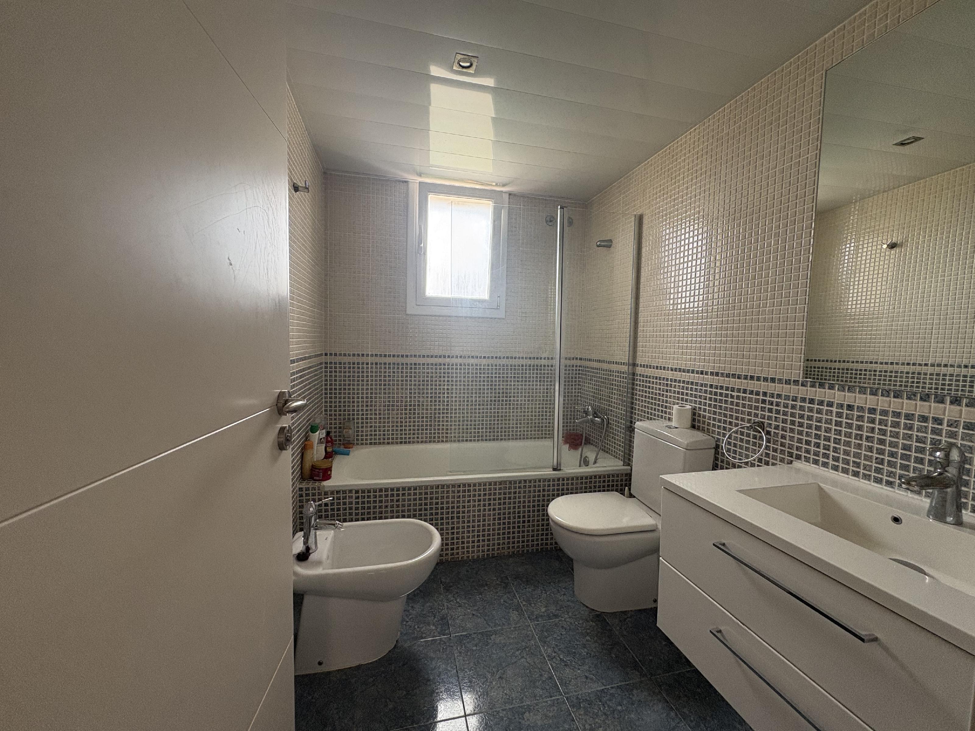 Imagen 13 Casa Aislada en venta en Masquefa / Urbanización Can Parellada 