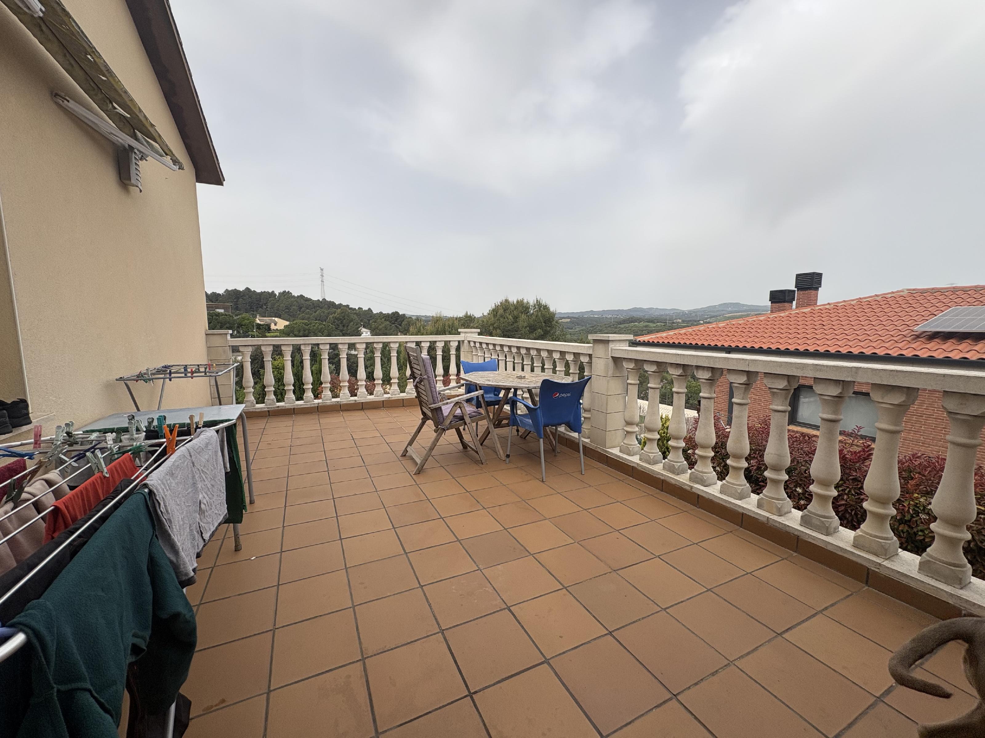 Imagen 9 Casa Aislada en venta en Masquefa / Urbanización Can Parellada 