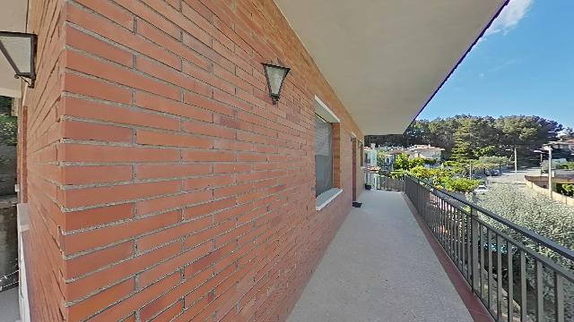 Imagen 22 Inmueble 302224 - Casa Aislada en venta en Piera / Urbanización Can Bou