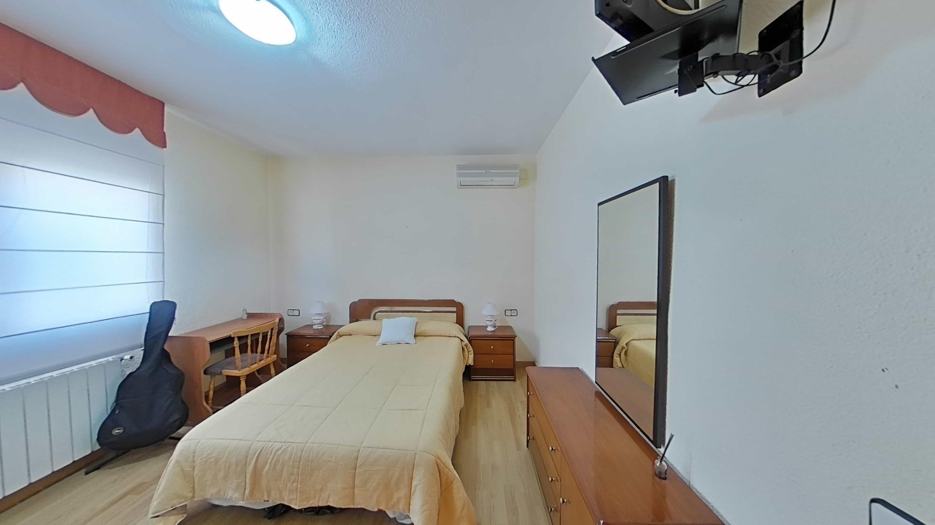 Imagen 19 Casa Aislada en venta en Piera / Urbanización Can Bou