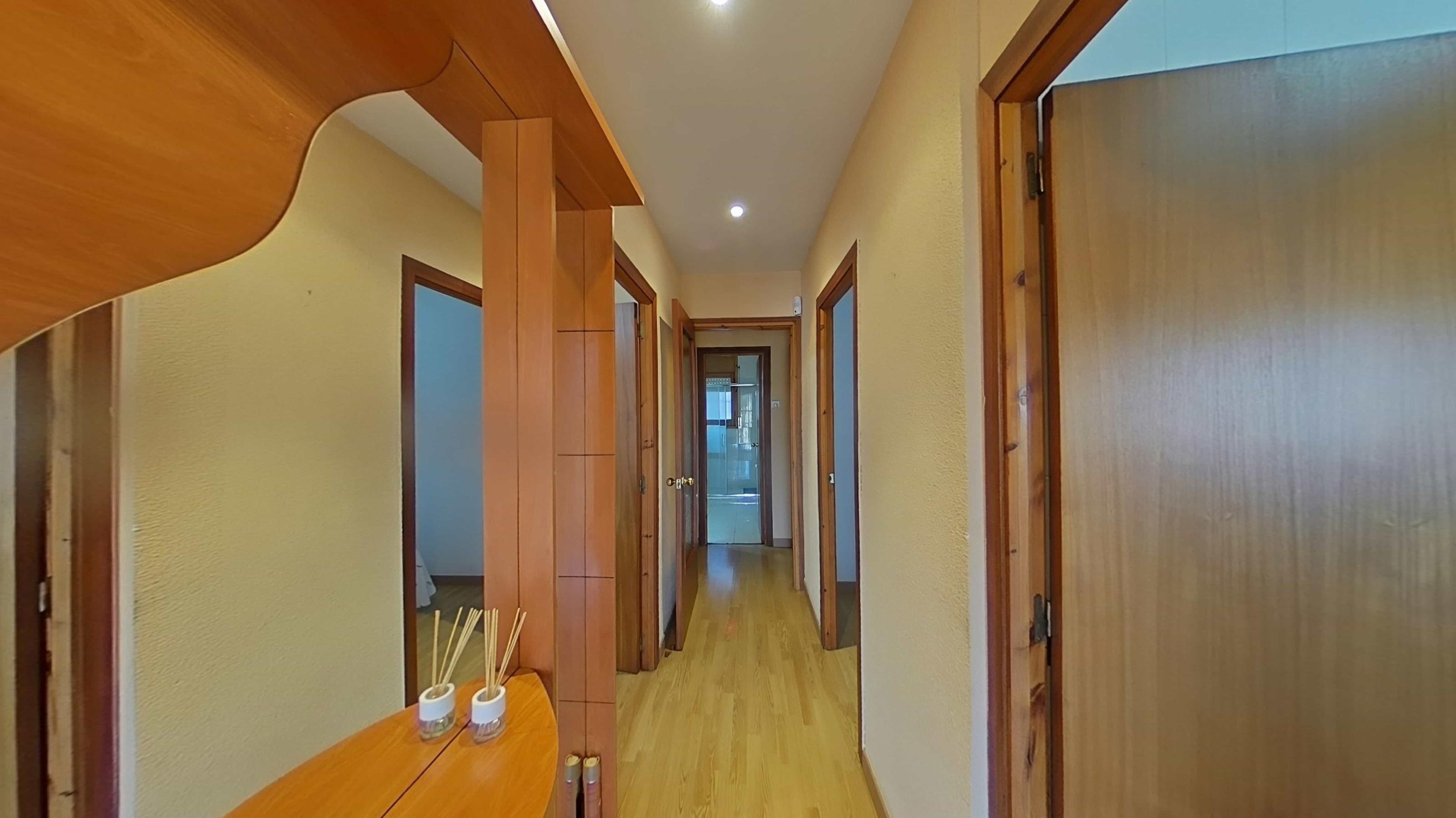 Imagen 3 Casa Aislada en venta en Piera / Urbanización Can Bou