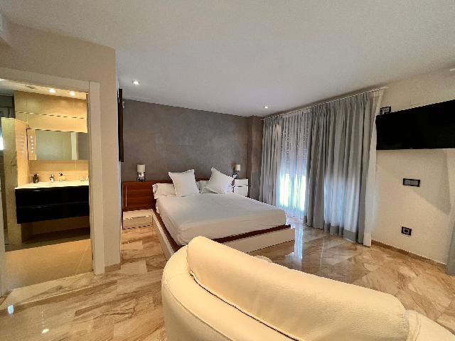 Imagen 17 Inmueble 282879 - Casa en venta en Daimús / En primera línea de la playa de Daimuz