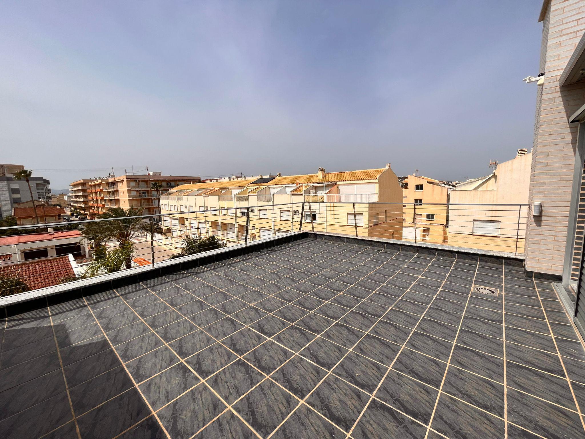 Imagen 26 Casa en venta en Daimús / En primera línea de la playa de Daimuz